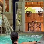 La Maison Mulatô, Demeure Privée D'hôtes, Piscine&spa Libourne, Saint-emilion