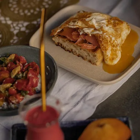 La Maison Mulatô, Demeure Privée D'hôtes, Piscine&spa Libourne, Saint-emilion Maison d'hôtes 4*