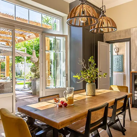 La Maison Mulatô, Demeure Privée D'hôtes, Piscine&spa Libourne, Saint-emilion Casa de hóspedes 4*