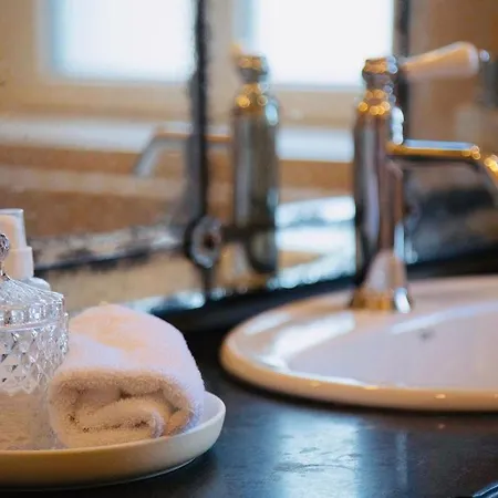 Maison d'hôtes La Maison Mulatô, Demeure Privée D'hôtes, Piscine&spa Libourne, Saint-emilion Libourne